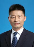 卢继东 照片