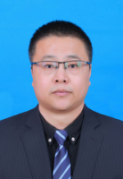 瞿伟 照片