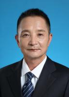 王伟 照片