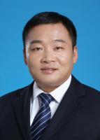王彬 照片
