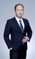周晓龙 照片