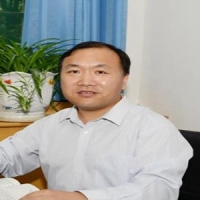 卢玉东 照片