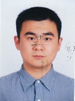 王歆 照片