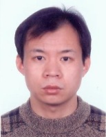 赖仞 照片