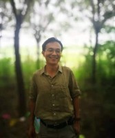 李成 照片