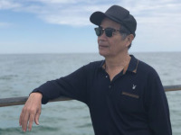 谢振文 照片