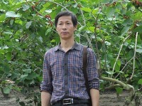 游春平 照片