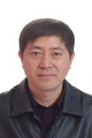 阴生毅 照片