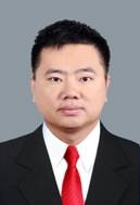 王占彪 照片