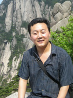 闵军 照片