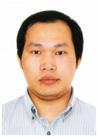 孔毅 照片