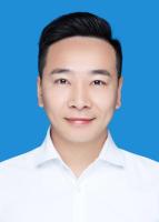 吕丰 照片