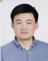 吕鹏 照片