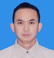 李海峰 照片