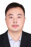 梁彦杰 照片
