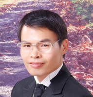 罗成林 照片