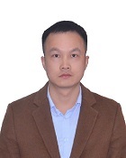 罗行 照片