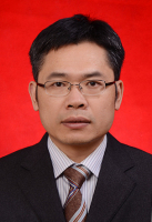赖延清 照片