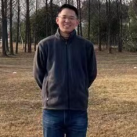 刘超 照片