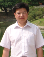 毛先成 照片