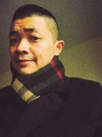 屈云东 照片