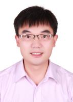 任炬 照片