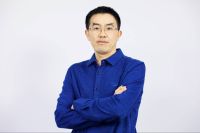 施成华 照片