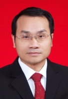 谭忠诚 照片
