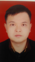 王浩斌 照片