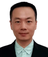 王磊 照片