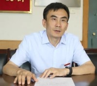 王卫东 照片