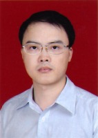 向波 照片