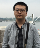 闫放 照片