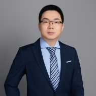 周江 照片