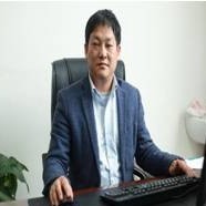钟世安 照片