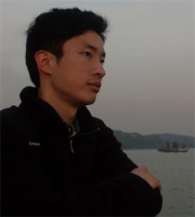 陈逸 照片