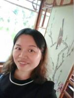 邓满姣 照片