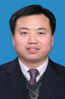 卫新东 照片