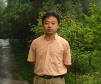 黄亮 照片