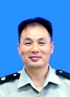 龙双喜 照片