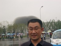 王东 照片