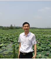 周训芳 照片