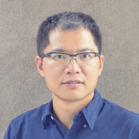 王忠 照片