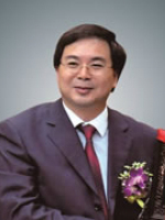 何建国 照片