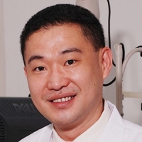 何明光 照片