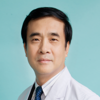何裕隆 照片
