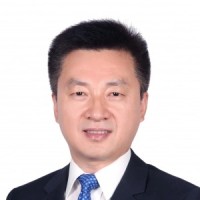 侯仰龙 照片
