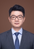 吕星 照片