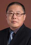 李威 照片