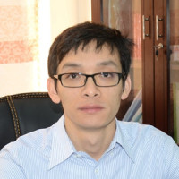 卢锡洪 照片
